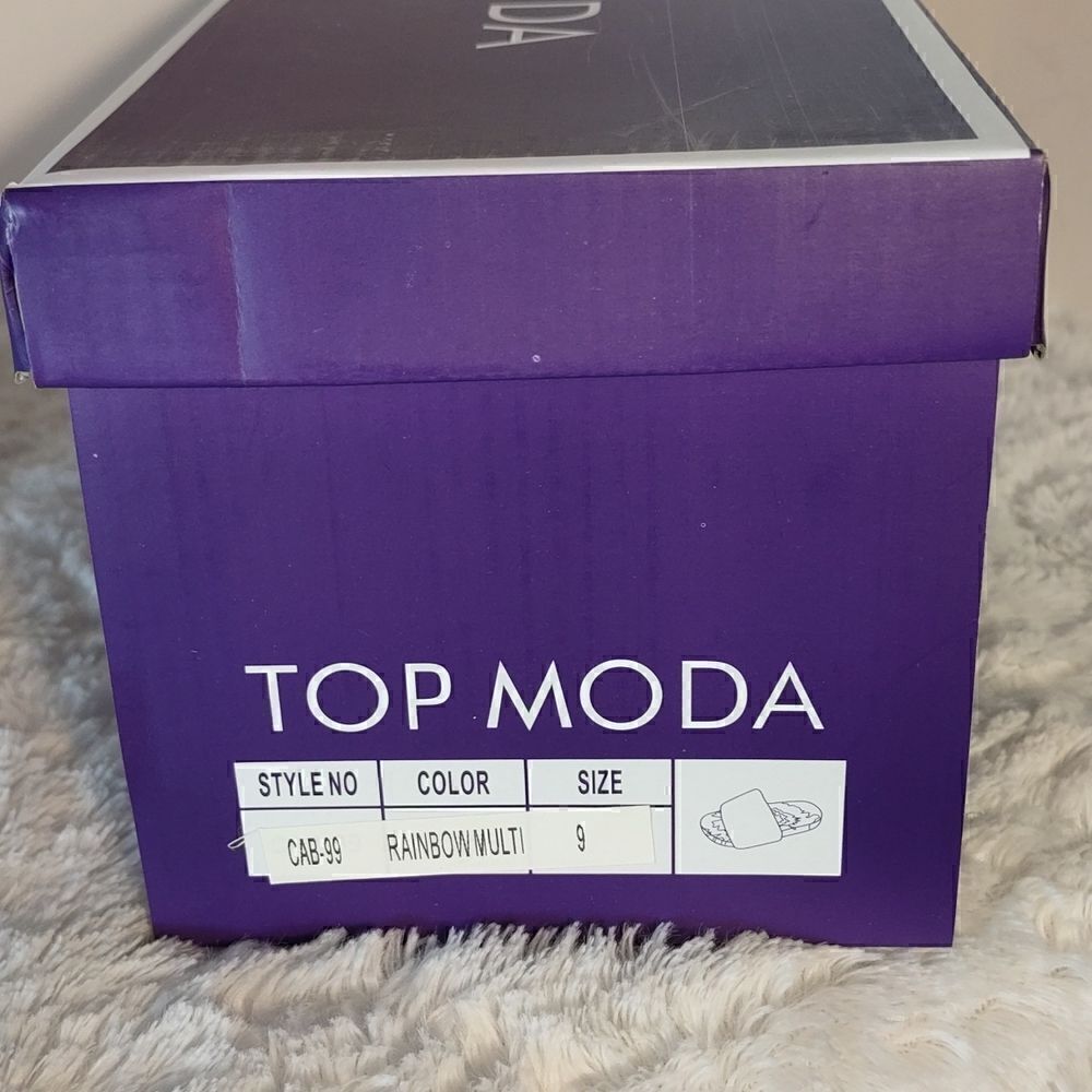 Top Moda Rainbow Plush Slide Sandal Cab-99 - Picture 7 of 8